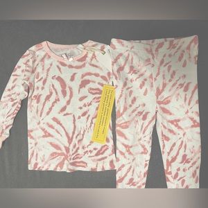 Jessica Simpson Matching Pajama Set